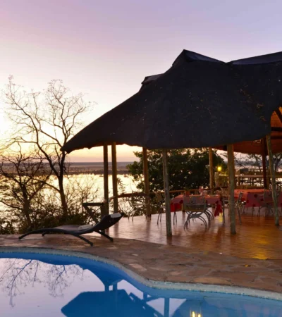 Muchenje Safari Lodge pool