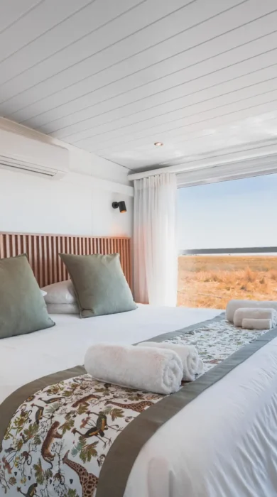 Bedroom, Chobe Princess, Chobe NP, Botswana