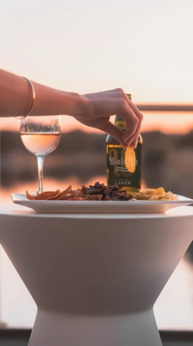 Dining, Chobe Princess, Chobe NP, Botswana
