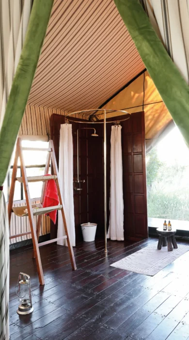 Bathroom, San Camp, The Pans, Botswana