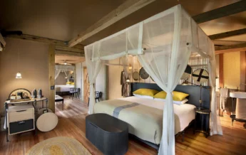 double bedroom, Khwai leadwood under thatch, botswana