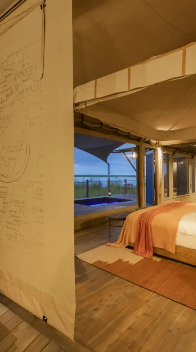 Room, Little Dumatau, Linyanti, Botswana