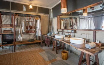 family bathroom, time and tide chinzombo, south luangwa national park, zambia