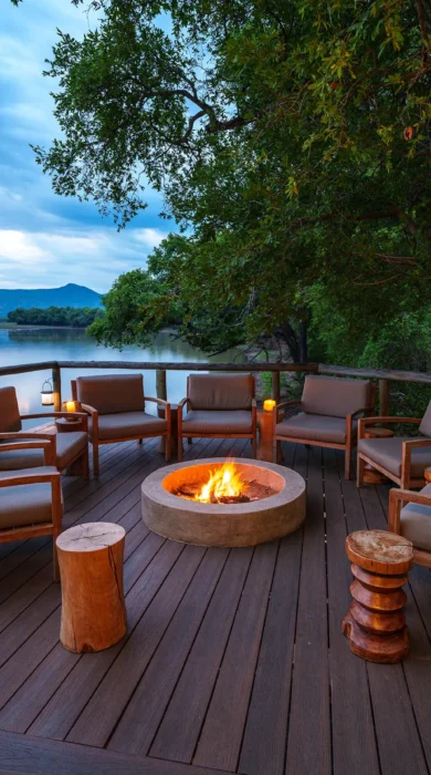 Firepit, Chindeni Bush, South Luangwa NP, Zambia