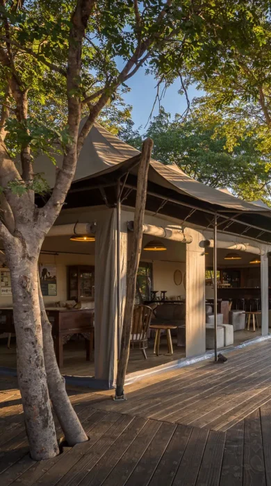 Exterior, Little Makalolo, Hwange NP, Zimbabwe
