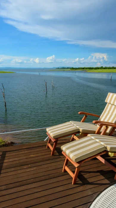 matusadona houseboat boat decking zimbabwe yellow zebra safaris