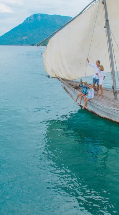 sailing, pumulani lodge, malawi