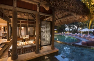 constance ephelia restaurant seychelles yellow zebra safaris