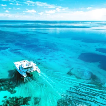 Ocean Cruising, Alphonse Island, Private Islands, Seychelles