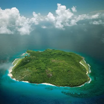 fregate island wildlife, unspoiled nature, seychelles safaris