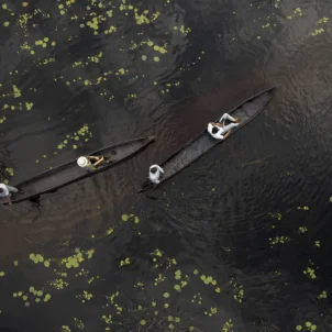 Mokoro activity, Vumbura Plains, Okavango Delta, Botswana
