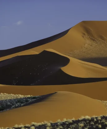 sand dunes, sossusvlei, namibia safaris