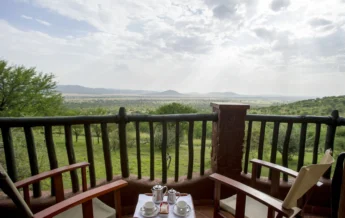 serena serengeti balcony view
