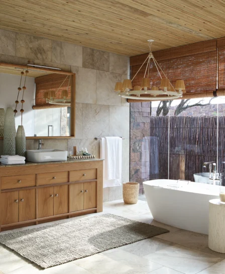 singita serengeti house tanzania bathroom