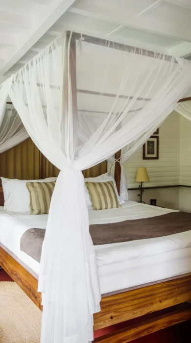 Meru Lodge bedroom