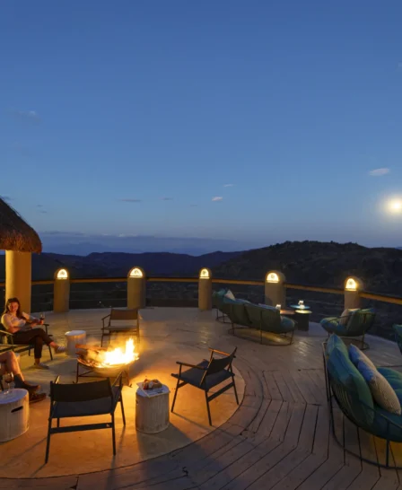 Roof Bar, Ol Lentille, Kenya