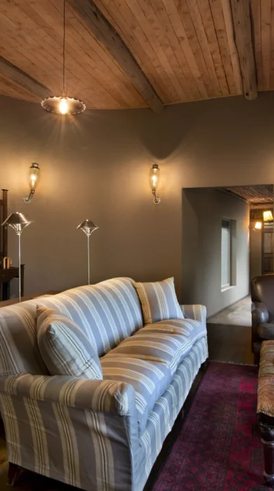Bateleur family room passage