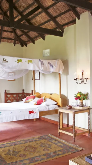 10 honeymoonCottage.jpg