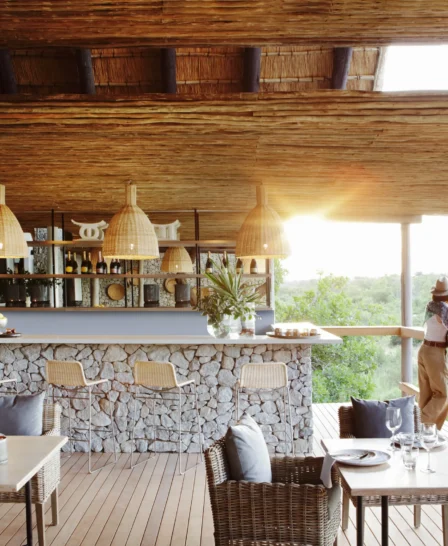 Londolozi Granite Suites Bar
