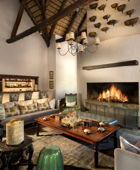 andBeyond Ngala Safari Lodge Guest area