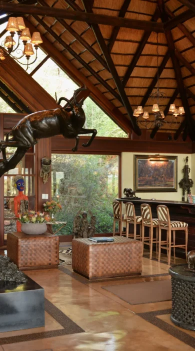 Lounge Bar