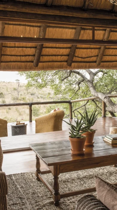 Little Tuningi lounge view 01